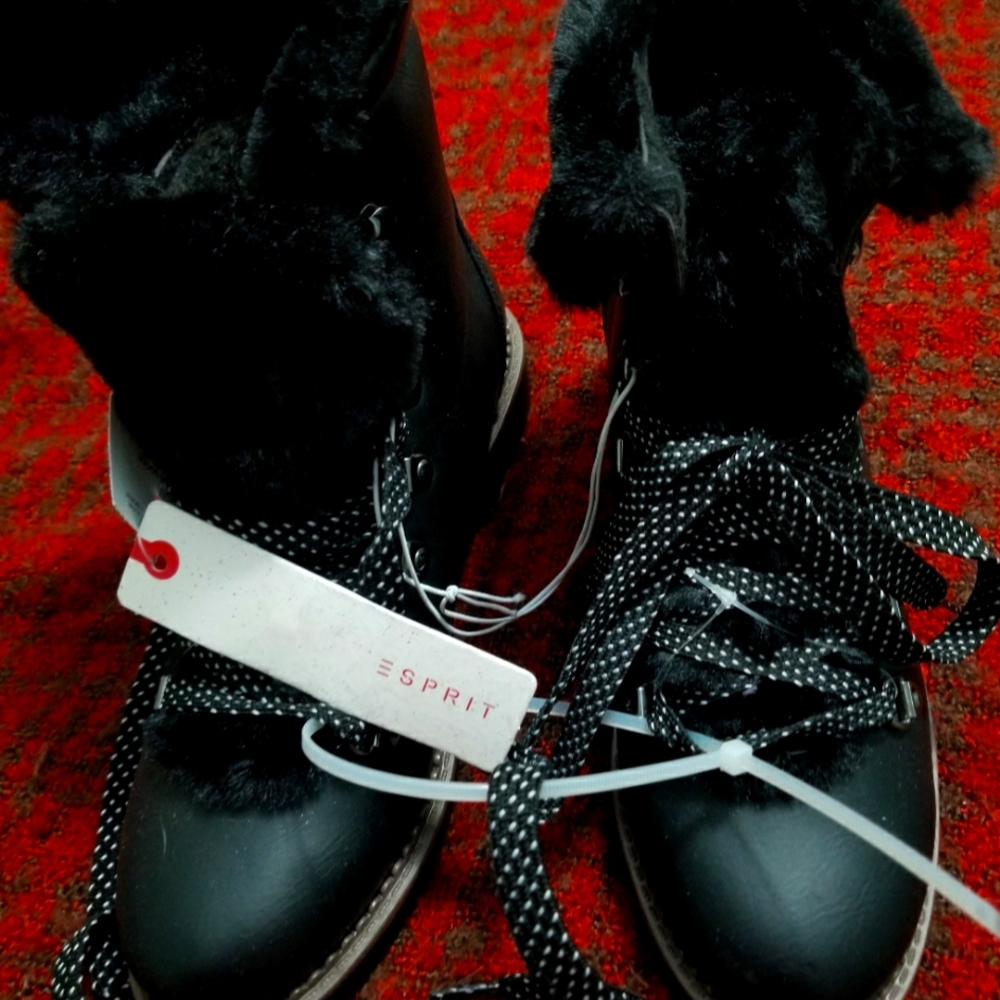 Esprit ankle boots size 7
